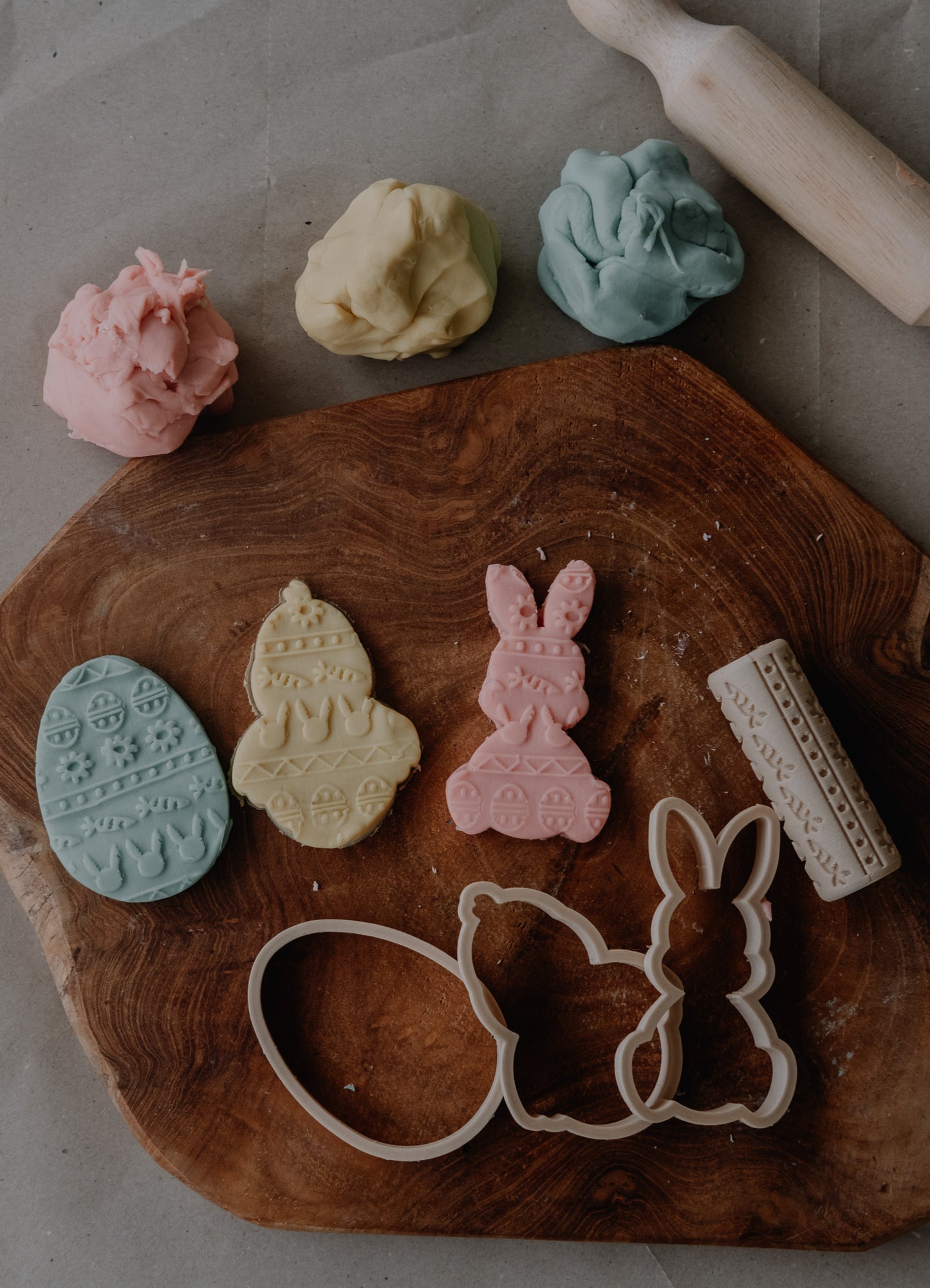 EASTER ECO CUTTER & ROLLER SET