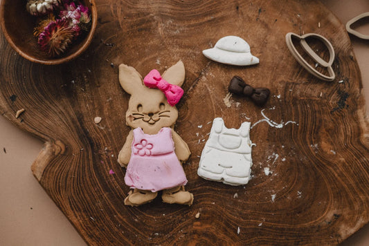 BUNNY DRESS UP ECO CUTTER SET